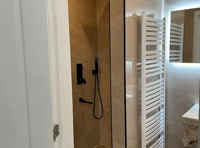 Modernes Am Marktplatz Appartement *